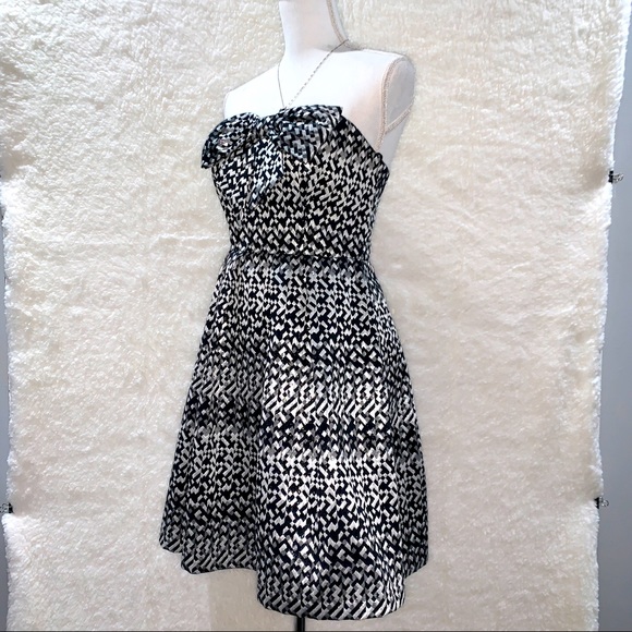 Eva Franco Size 4 Vera Dress Bow Black Silver - Picture 5 of 12